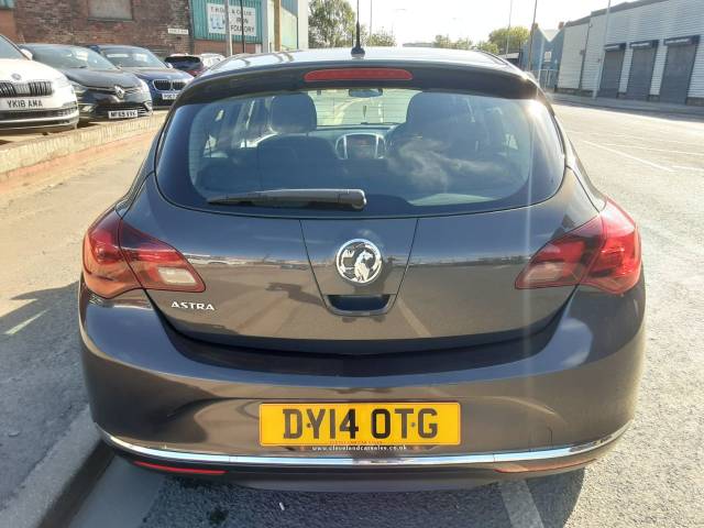 2014 Vauxhall Astra 1.4i 16V SRi 5dr