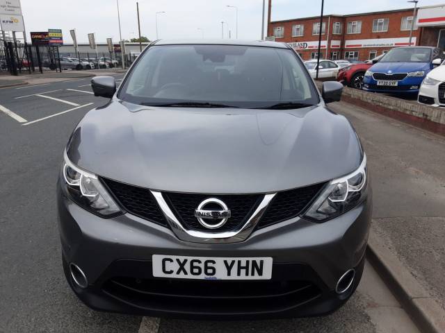 2016 Nissan Qashqai 1.6 dCi N-Connecta 5dr 4WD