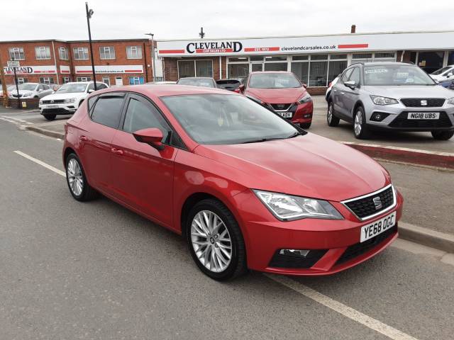 SEAT Leon 1.6 TDI SE Dynamic Technology 5dr Hatchback Diesel Red