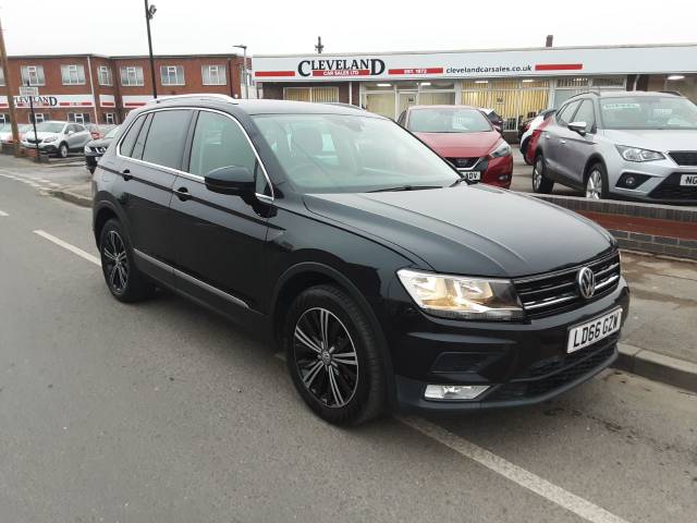 Volkswagen Tiguan 2.0 TDi 150 SE Nav 5dr Estate Diesel Black