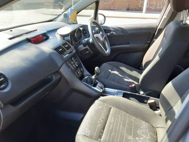 2010 Vauxhall Meriva 1.4i 16V Exclusiv 5dr