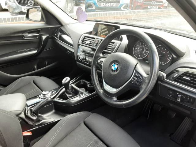2017 BMW 1 Series 118i [1.5] Sport 5dr [Nav]