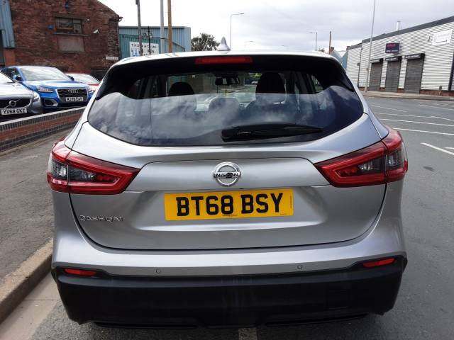2018 Nissan Qashqai 1.3 DiG-T Acenta Premium 5dr