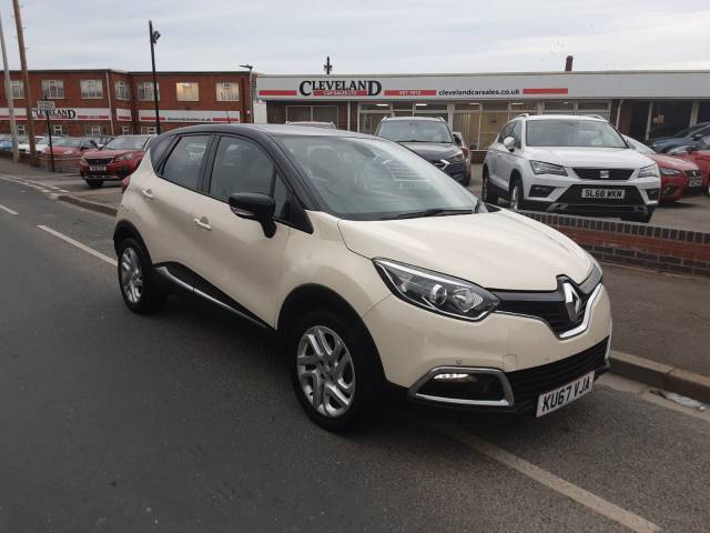 Renault Captur 1.5 dCi 90 Dynamique Nav 5dr Hatchback Diesel Cream/black