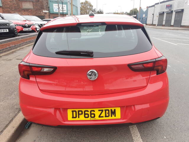 2016 Vauxhall Astra 1.4T 16V 150 SRi 5dr
