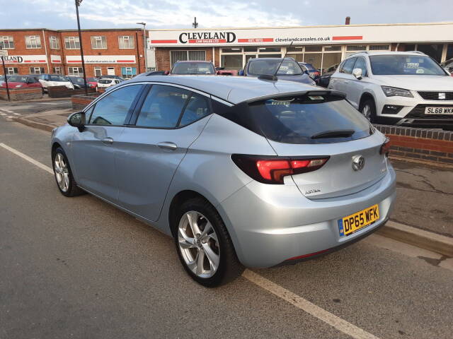 2015 Vauxhall Astra 1.4T 16V 150 SRi 5dr